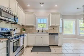 673 Morris Landing Road, Holly Ridge, NC 28445 – photo 17: Kitchen