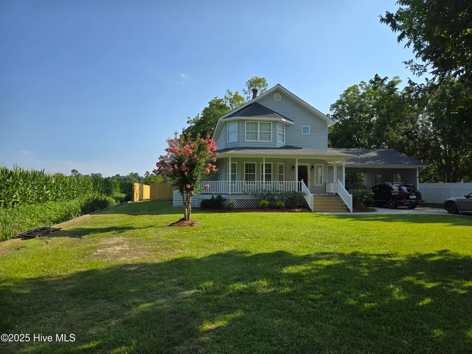 121 Schley Avenue, Lake Waccamaw, NC 28450 – photo 1 of 38: 20250707_172846