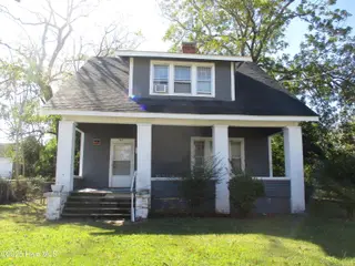 113 E Bright Street, Kinston, NC 28501 – photo 1: Main