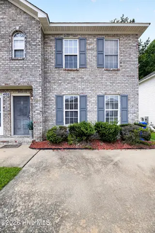 4132 Brook Creek Lane B, Greenville, NC 27858 – photo 2: DSC_2195