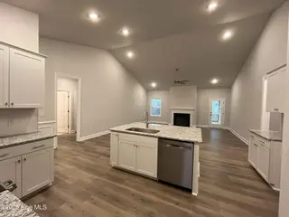 1167 Natal Drive SE, Bolivia, NC 28422 – photo 10: Kitchen