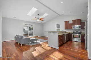 5300 Christian Drive, Wilmington, NC 28403 – photo 13: 37-web-or-mls-DSC02158