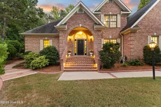 8816 Sawmill Creek Lane, Wilmington, NC 28411 — 5-bedroom home in Porters Neck Plantation, Wilmington, NC, photo 3 of 66