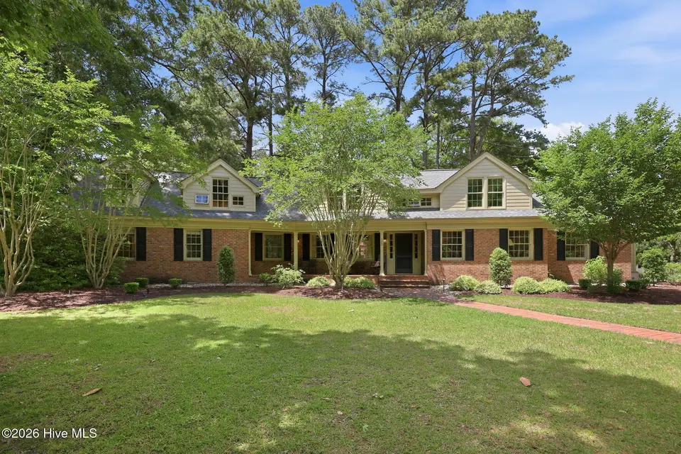 102 Middleton Place, Greenville, NC 27858 – photo 1 of 48: 1) 76492-6a92f2ebb12a6