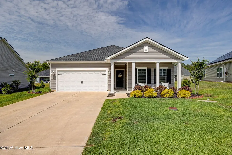 6909 English Holly Court SW, Ocean Isle Beach, NC 28469 — 3-bedroom home in Cameron Woods, Ocean Isle Beach, NC, photo 1 of 55: 6909EnglishHollyCourtSW(2)