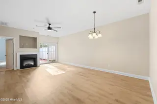 1508 Honeybee Lane, Wilmington, NC 28412 – photo 10: 10_img_4676