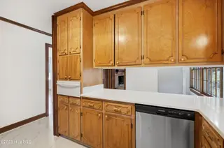 611 Gloucester Road, Goldsboro, NC 27534 — 3-bedroom home in Spring Valley, Goldsboro, NC, photo 17 of 37: 24-611 Gloucester Rd-24