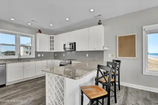 1078 New River Inlet Road, North Topsail Beach, NC 28460 – photo 5: Kitchen