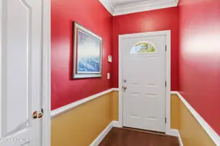 3612 Columbia Avenue NW, Wilson, NC 27896 – photo 4: Foyer