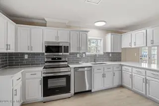 190 Pickett Circle, Vass, NC 28394 – photo 4: 12-190 Pickett Cir [2777887]_26