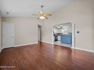 302 Foxridge Lane, Hubert, NC 28539 — 3-bedroom home in Foxtrace, Hubert, NC, photo 6 of 38: 32-web-or-mls-P8255658