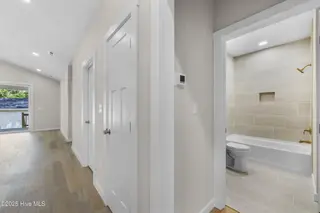 13 Central Boulevard, Wilmington, NC 28401 – photo 14: 16_hallway