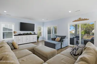 1617 S Shore Drive, Surf City, NC 28445 – photo 11: 15_1617_s_shore_dr_015