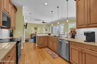 1111 Congressional Lane, Wilmington, NC 28411 – photo 18: 018_img_5927_735