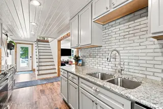 113 NW 29th Street, Oak Island, NC 28465 – photo 20: Kitchen