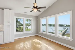 1510 Avery Street, Morehead City, NC 28557 – photo 13: dining area