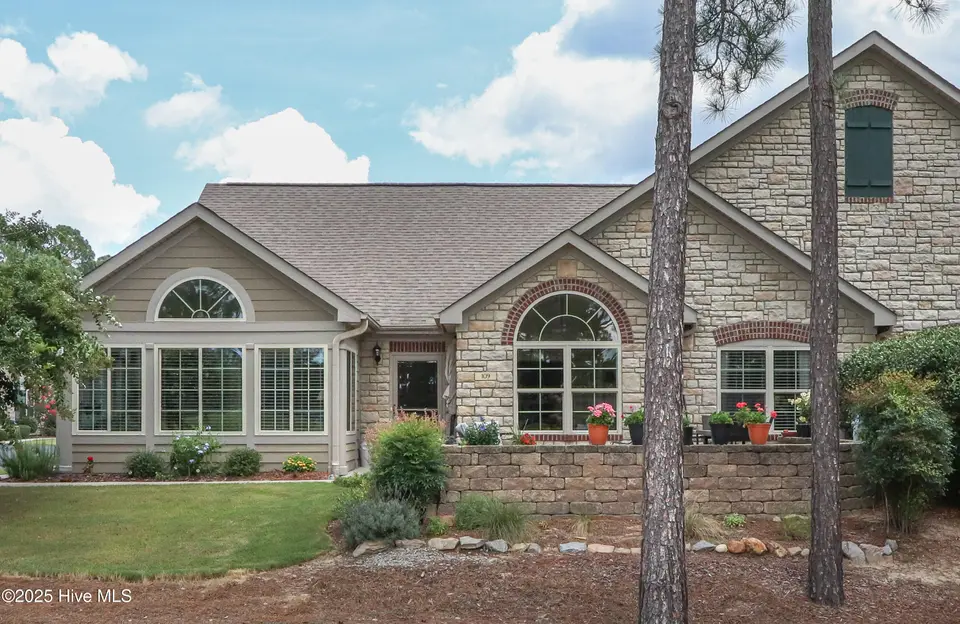 109 W Chelsea Court, Southern Pines, NC 28387 – photo 1 of 49: 109mCgelsea Ct FRONT