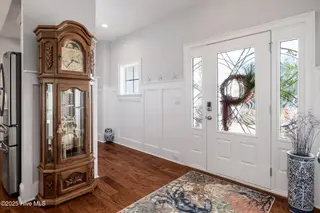 141 Clubhouse Road, Sunset Beach, NC 28468 – photo 5: Entryway/Foyer