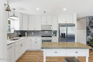 710 Hughes Road, Hampstead, NC 28443 – photo 13: 019_710_hughes_road-18_217