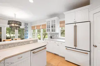 17 Sabal Palm Trail, Bald Head Island, NC 28461 — 5-bedroom home in BHI (Bald Head Island), Bald Head Island, NC, photo 15 of 42: images-17
