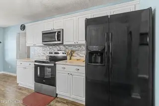 215 Larilin Drive, Whiteville, NC 28472 – photo 11: Kitchen