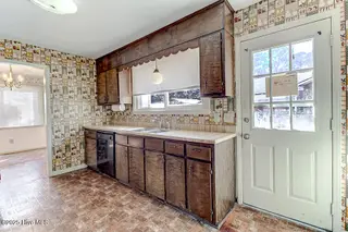 5202 Hunters Trail, Wilmington, NC 28405 – photo 8: IMG_6876_77_78_79_80