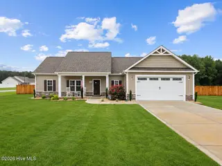 21 Oakbridge Way, Pikeville, NC 27863 – photo 2: 48-21 Oakbridge Way - Grass Fill