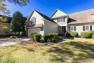 2115 Hidden Harbor Drive, New Bern, NC 28562 – photo 3: Front yard