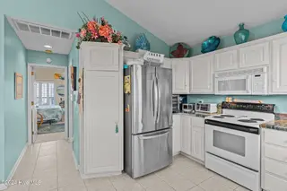 758 Ocean Boulevard W, Holden Beach, NC 28462 – photo 20: 21-web-or-mls-BTS09556