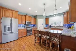 208 Bogue Harbor Court, Newport, NC 28570 – photo 12: 48-web-or-mls-IMG_8169_edit