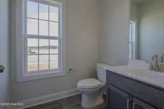 108 Twisted Vine Boulevard, Jacksonville, NC 28546 – photo 12: IMG_6481-HDR
