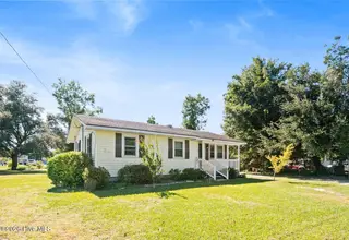 107 Loop Road, Leland, NC 28451 — 3-bedroom home in Leland, Leland, NC, photo 3 of 27: 3-web-or-mls-Front angle (1)