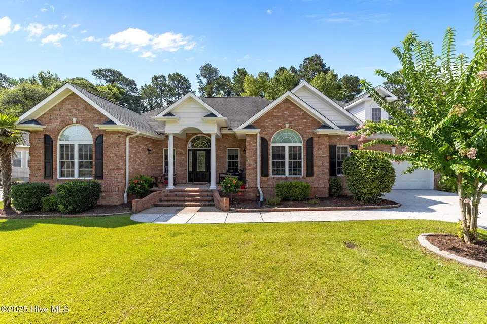 595 S Middleton Drive NW, Calabash, NC 28467 – photo 1 of 51: 4-web-or-mls-CZ9A2163