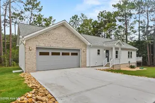 504 Cypress Circle SW, Shallotte, NC 28470 – photo 2: front exterior