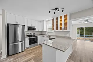 711 Ann Street, Wilmington, NC 28401 – photo 18: 25_kitchen
