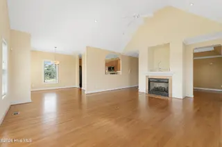 255 Oak Road, Beaufort, NC 28516 – photo 8: Living room with creek views