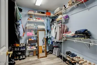 1704 Caracara Drive, New Bern, NC 28560 – photo 19: Walk in closet
