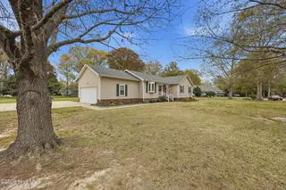 1524 Brumsey Drive, Elizabeth City, NC 27909 – photo 5: 5__39a2158