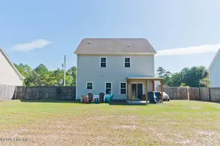251 E Ivybridge Drive, Hubert, NC 28539 – photo 7: Rear elevation