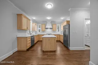 3125 Bessemer Drive, Greenville, NC 27858 – photo 23: 23-web-or-mls-IMG_8129