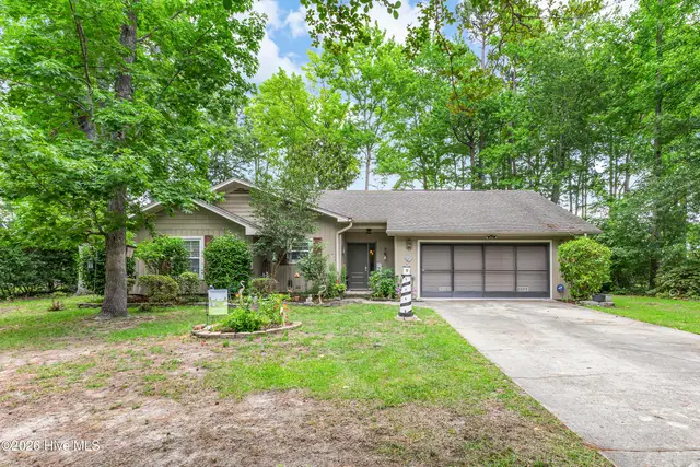 5 Topsail Court, Carolina Shores, NC 28467