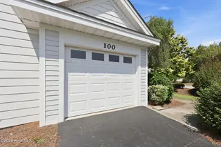 100 Jasmine Court, Morehead City, NC 28557 – photo 4: 4-web-or-mls-100 Jasmine Ct 004