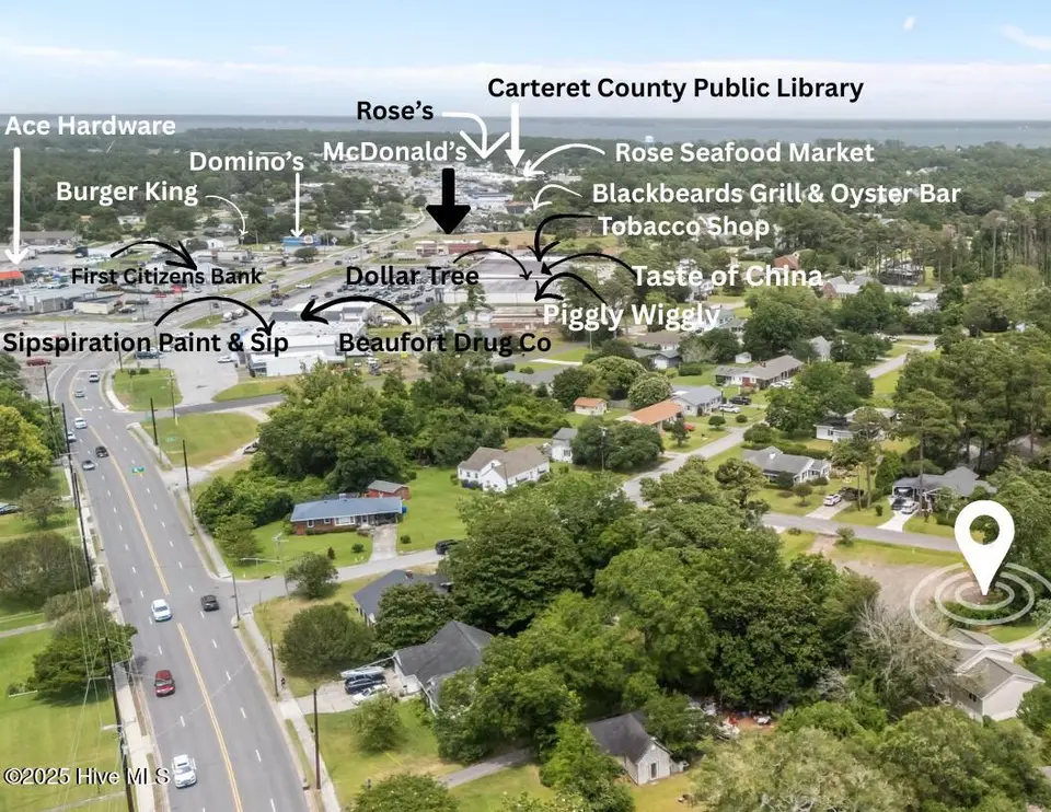 201 Sherwood Boulevard, Beaufort, NC 28516 – photo 1 of 8: 201 Sherwood Blvd