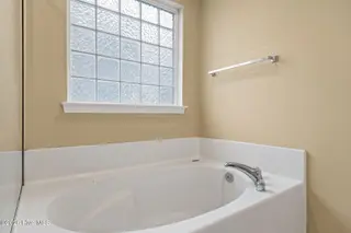 371 Pine Lake Road, Southport, NC 28461 — 3-bedroom home, Southport, NC, photo 17 of 33: 371PineLakeRd-69