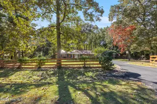 912 N Glenwood Trail, Southern Pines, NC 28387 – photo 2: 912 N Glenwood-38
