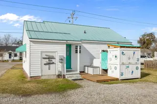 908 N 20th Street, Morehead City, NC 28557 – photo 6: 6-web-or-mls-1S3A9732