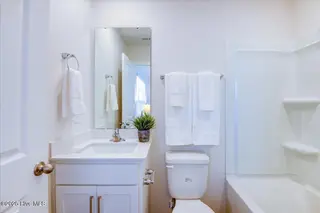 4129 Laurel Ridge Drive B, Greenville, NC 27834 — 2-bedroom townhome in Laurel Ridge, Greenville, NC, photo 18 of 27: 4129 Laurel Ridge Drive B