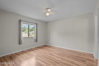 3624 Saint Johns Court B, Wilmington, NC 28403 — 2-bedroom condo in Park Place, Wilmington, NC, photo 21 of 59: 51-web-or-mls-DSC07065