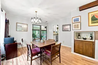 1210 Pelican Drive, New Bern, NC 28560 – photo 7: Dining area