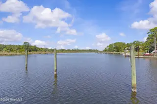 5202 Bucco Reef Road, New Bern, NC 28560 – photo 7: 5202 Bucco Reef Road